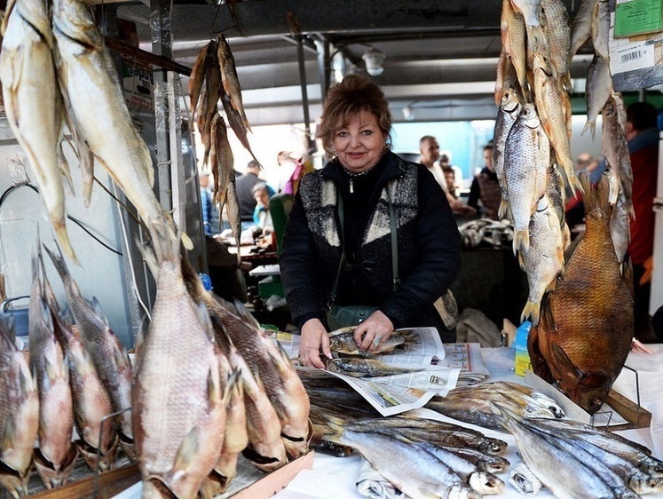 Изображение Браконьерская рыба идет на рынки столиц
