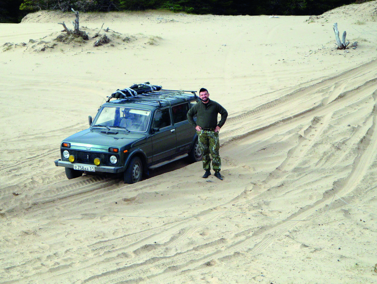 Изображение Дюны в окрестностях устья реки Варзуга. Фото автора.