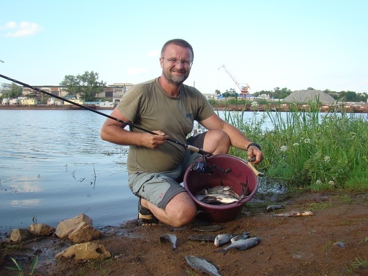 Изображение С пикером на водоемах без течения