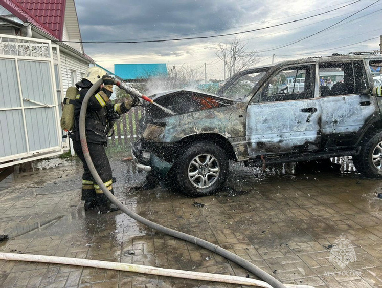Изображение Взрыв в дороге нарушил планы рыбака из Омска