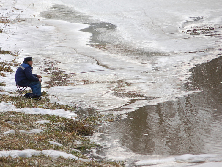 Изображение Плотва ждет нас под плотиной
