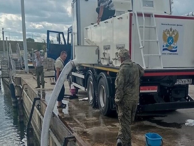 Изображение Куйбышевское водохранилище пополнили молодью стерляди