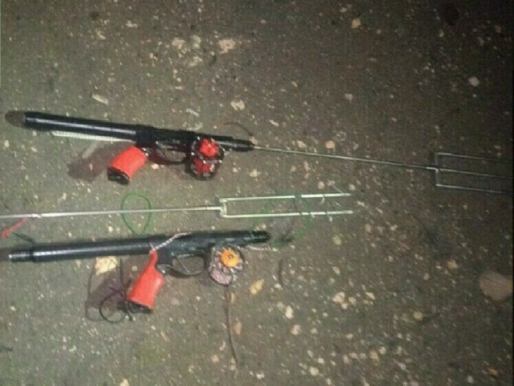 В Неве отловили двух подводных охотников