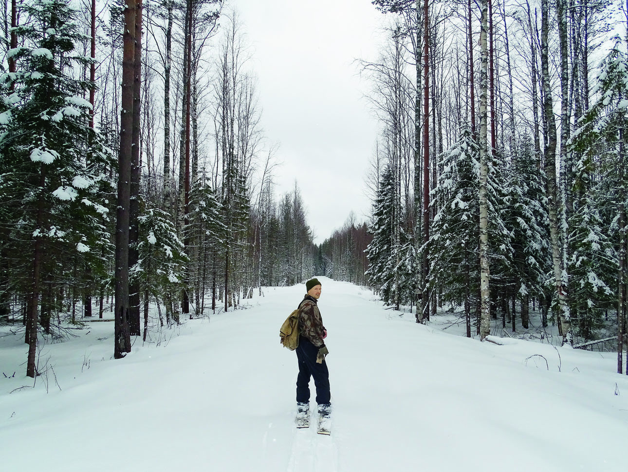 Изображение Подбитые камусом лыжи — лучшее средство передвижения по зимней тайге
ФОТО СВЕТЛАНЫ БУРКОВСКОЙ