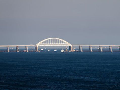 Изображение Крымский мост помогает улучшать экологию Азовского моря