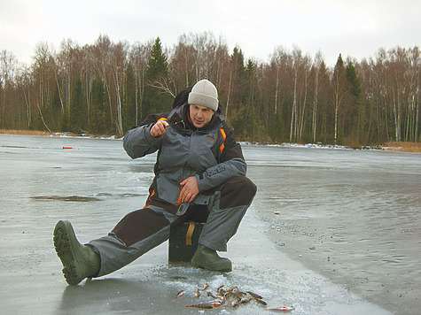 Изображение На сбросе воды