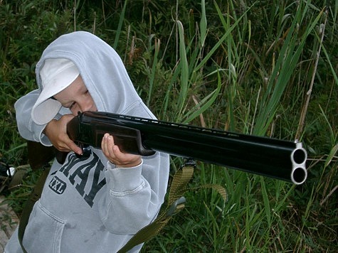 Изображение Молодой браконьер попался с незарегистрированным ружьем и с незаконно добытыми косулями