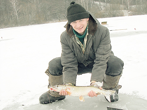 Пешня для зимней рыбалки в Якутске - размеры и особенности использования 