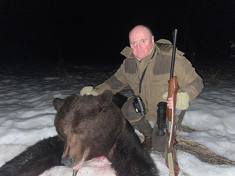Изображение Прекрасные трофеи бурых медведей уже добываются охотниками