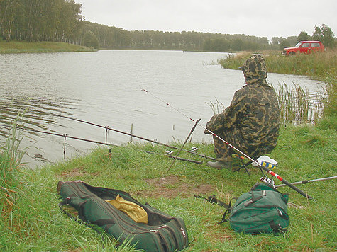 Изображение Как ловить рыбу в дождливое лето