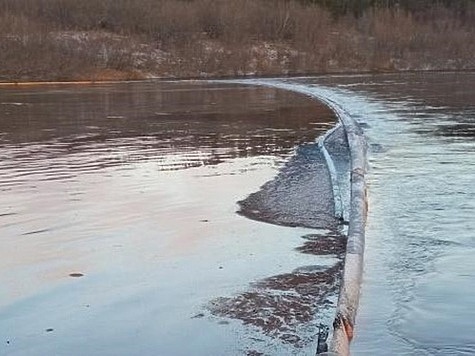 Изображение Утверждено уголовное обвинение в загрязнении реки Колва 