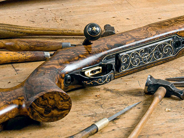 Изображение Anschutz не только создает спортивное и утилитарное оружие, но и украшает его, иногда очень богато. Фото: Компания-производитель