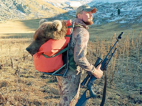 Изображение Свой трофей плеч не тянет! Фото: Роман Полисецкий 