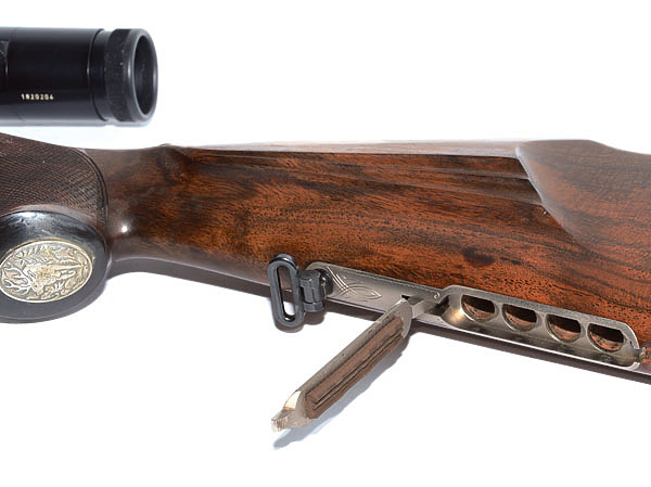 Изображение Запас патронов для нарезного ствола может храниться в прикладе. ФОТО: СЕРГЕЙ СМОЛНИН 