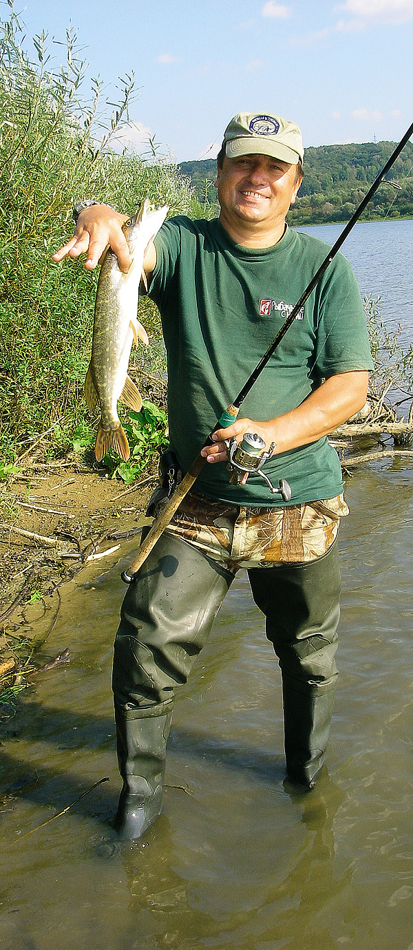 Изображение Особенно явным стремление к речным быстринам у разной рыбы становится в периоды затяжной жары.