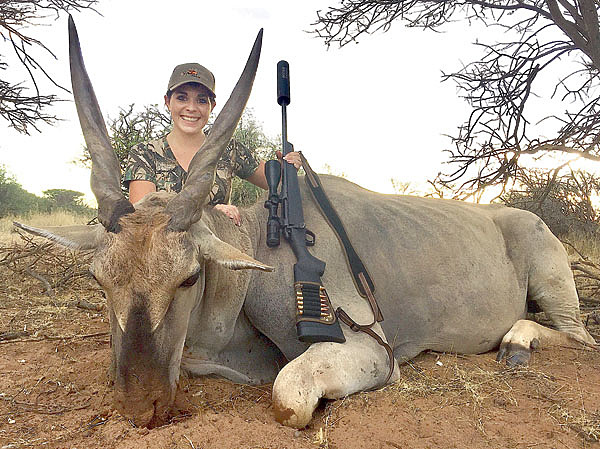 Изображение Скажем прямо: .416-й совсем не женский калибр, но встречаются исключения. ФОТО HP.BAUMELER/WIKIMEDIA.ORG (CC BY-SA 4.0) 