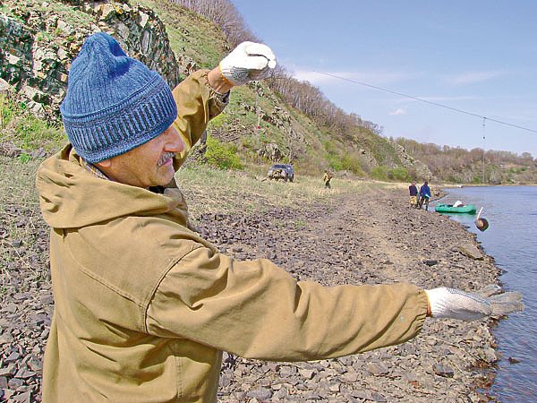 Изображение Летней порой сиг лучше всего ловится в холодных горных притоках Амура. Фото: Смирнова Александра. 