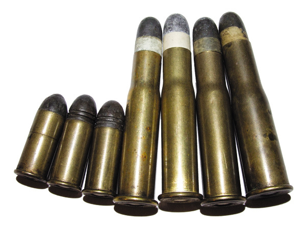 Изображение 11 мм патроны с 1890-х гг. использовались в основном
как охотничьи.