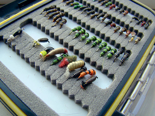 Изображение Для различных условий ловли и периодов зимы в арсенале любого рыболова имеется широкий набор искусственных приманок. Фото: Линника Николая.