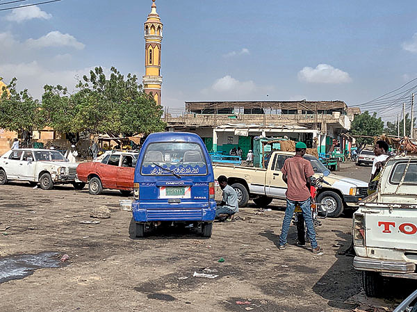 Изображение Порт-Судан — единственный порт страны, второй по величине город. Фото автора.