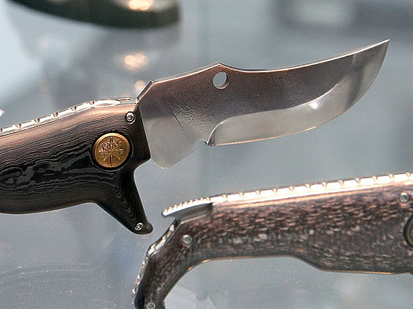 Изображение Часто складной нож является просто украшением. Фото: Антон Журавков 