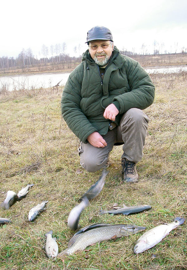 Изображение Форелевую приманку вблизи дна может схватить зубастая щука. Фото: Маилкова Анатолия.