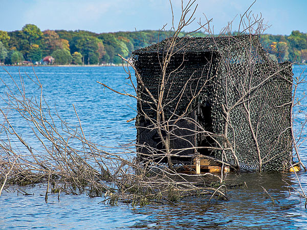 Изображение Половодье на реках может застать неопытного охотника врасплох. ФОТО SHUTTERSTOCK