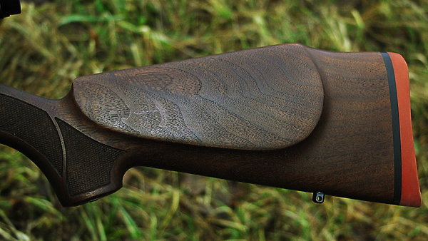 Изображение Все винтовки под патроны «магнум» идут с установленным резиновым амортизатором.