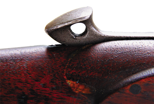 Изображение Форма рычага затвора карабина дала ему весьма оригинальное прозвище — «обезьяний хвост». 