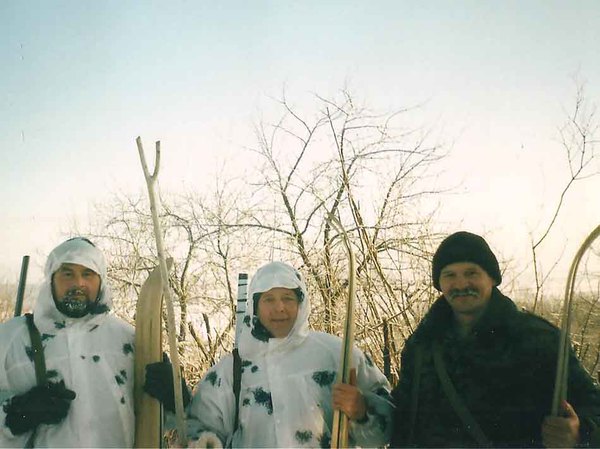 Изображение Местные охотники в сборе. Фото автора