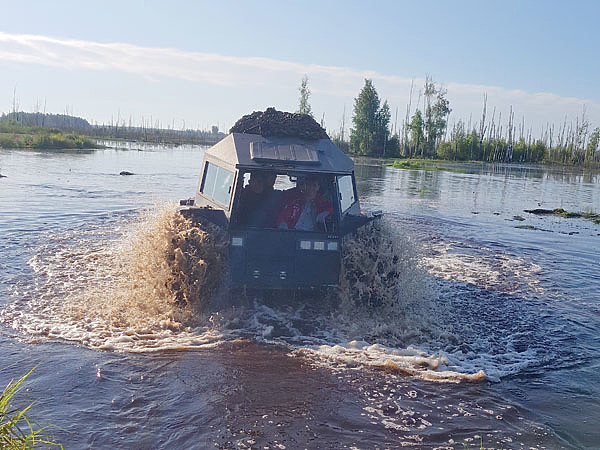 Изображение Снегоболотоход  «Шерп» пользуется большой популярностью среди охотников, рыболовов. ФОТО: Ринат Зайнетдинов