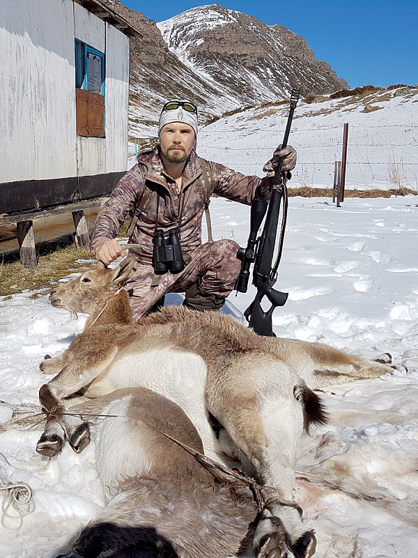 Изображение Мясо добытых козликов пойдет на стол, а шкуры — на пошив одежды. Фото автора. 