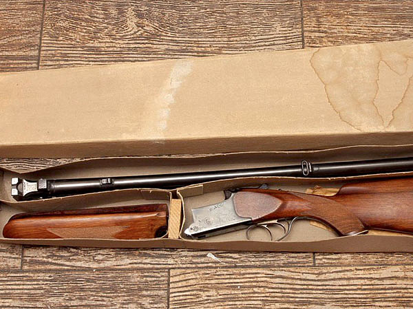 Изображение Ружье поставлялось в простой картонной коробке. Фото автора. 