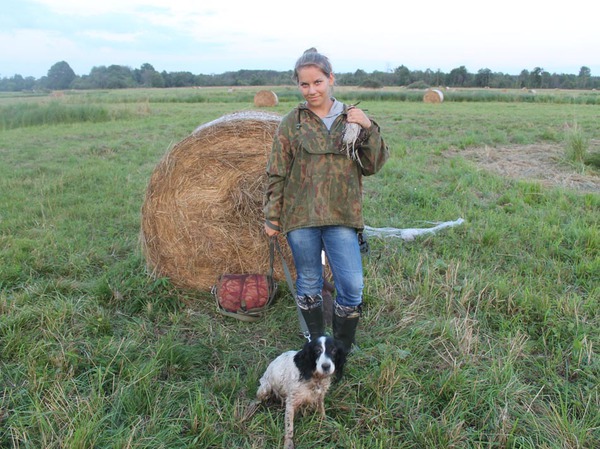 Изображение Летние каникулы - лучше на охоту с папой, чем дома у телевизора. Фото: Сергея Фокина 