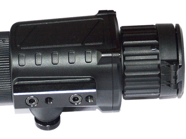 Изображение Прицел может быть установлен практически на любое оружие при помощи специальных кронштейнов. Фото автора.