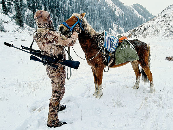 Изображение Казахские лошади неприхотливы, выносливы и незаменимы в горах. Фото автора. 