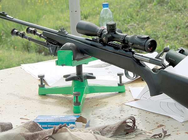 Изображение Стрельба свинцовыми пулями позволяет удешевить процесс и наработать большую 
практику. Фото:  АНТОНА ЖУРАВКОВА 