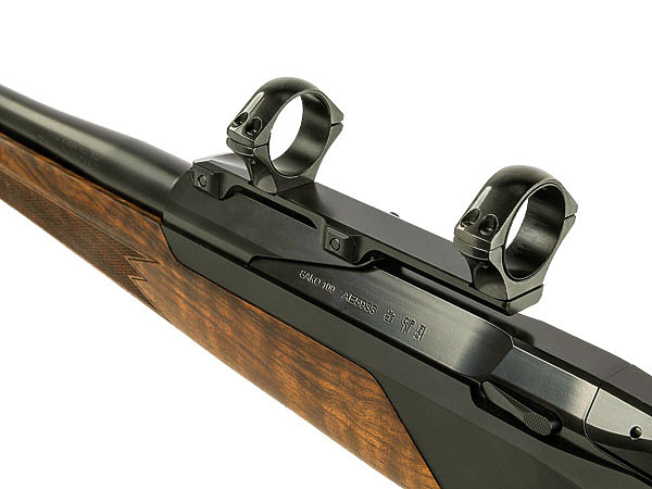 Изображение Оптика устанавливается при помощи оригинального быстросъемного кронштейна. ФОТО КОМПАНИИ-ПРОИЗВОДИТЕЛЯ