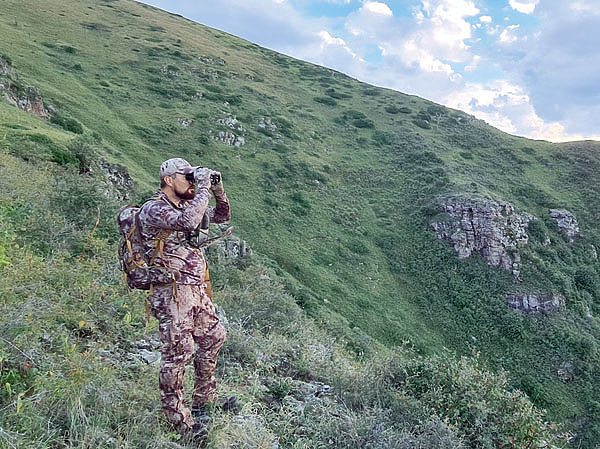 Изображение Господствующая высота дает круговой обзор, увеличивая шанс обнаружения зверя. Фото автора. 