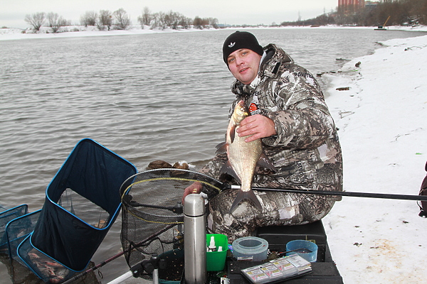 Изображение Зимний фидер. Фото: Владимир Косенков.